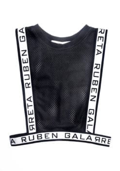 CAMISETA NEGRA DE TIRANTES - Ruben Galarreta Tienda Online