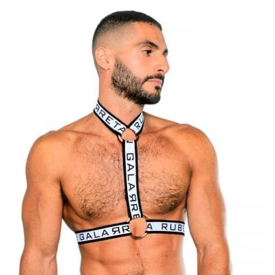 Arnés de pecho para hombre en color blanco y franjas negras con el estampado Galarreta