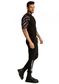 essentials black wrangler tee